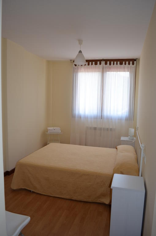 Los Nietos Briones Zimmer foto